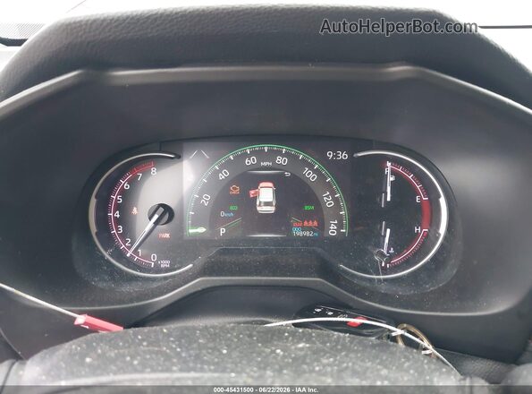 2T3J1RFV6KW004724 2019 TOYOTA RAV4 Красный Вид задних сидений