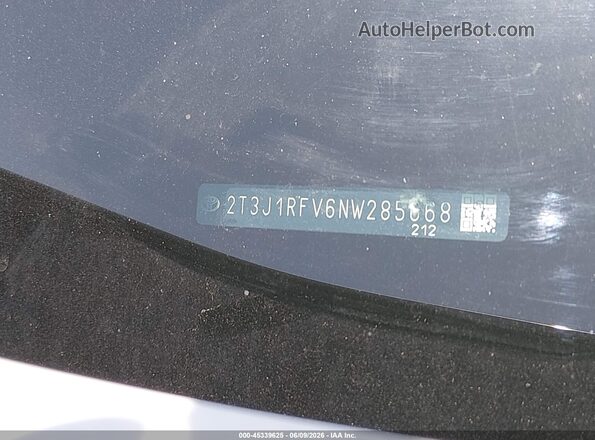 2T3J1RFV6NW285668 2022 TOYOTA RAV4 White Вид підкапотного простору