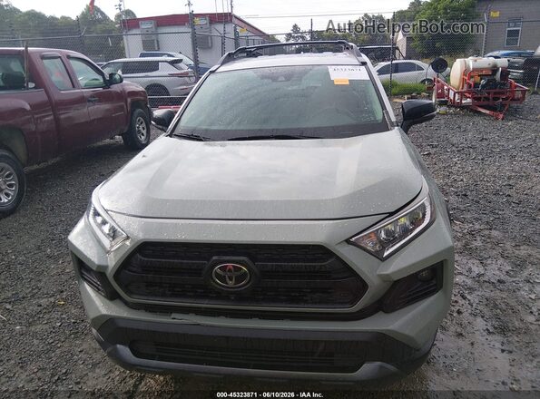 2T3J1RFV8LC067486 2020 TOYOTA RAV4 Gray Rear interior view