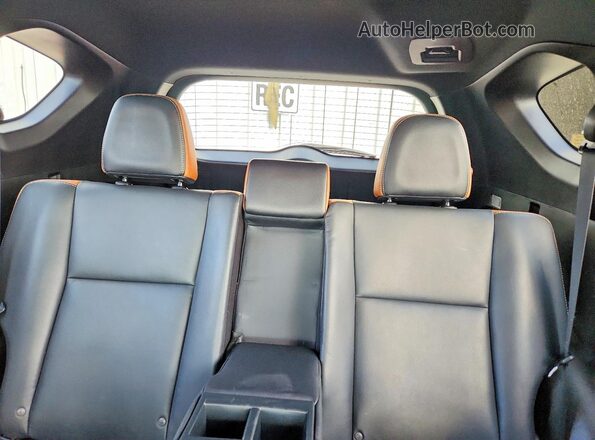 2T3JFREV4GW439574 2016 TOYOTA RAV4 Серебряный 