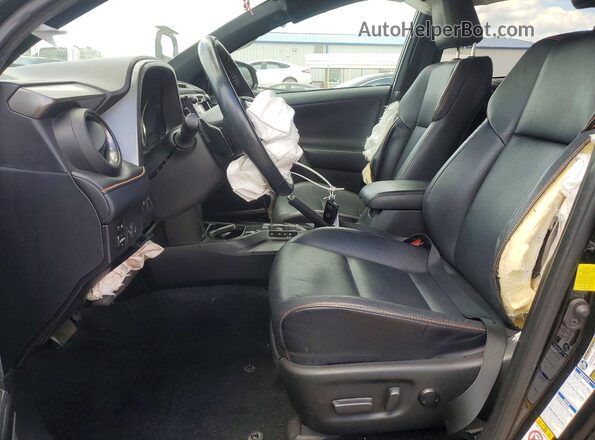 2T3JFREV4JW806657 2018 TOYOTA RAV4 Black 