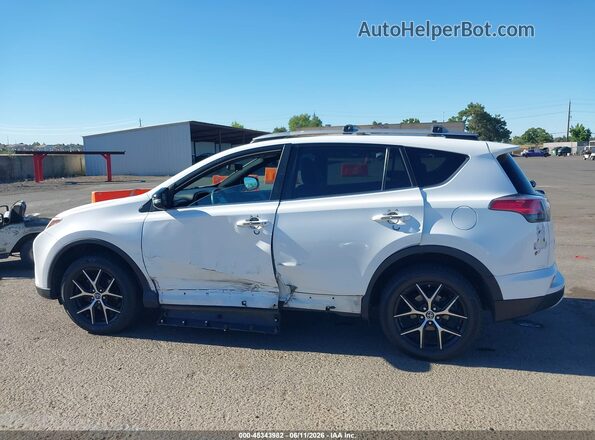 2T3JFREVXGW443984 2016 TOYOTA RAV4 White 