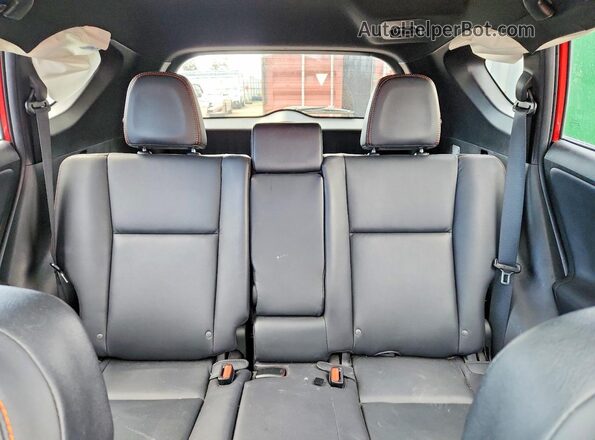 2T3JFREVXGW481375 2016 TOYOTA RAV4 Red Rear seats view