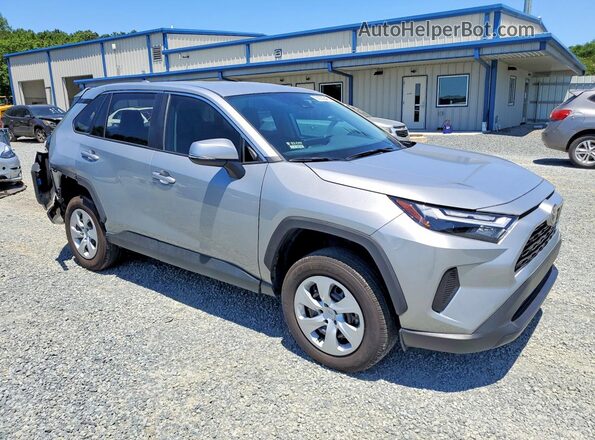 2T3K1RFV3RC277989 2024 TOYOTA RAV4 Silver Передня права чверть