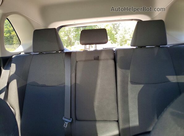 2T3K1RFV3RC277989 2024 TOYOTA RAV4 Silver Вид задніх сидінь