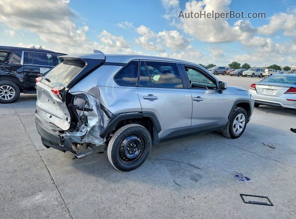 2T3K1RFV8RC283058 2024 TOYOTA RAV4 Silver Задня права чверть