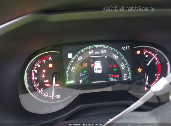 2T3K1RFVXRW322425 2024 TOYOTA RAV4 Gray Widok tylnych siedzeń