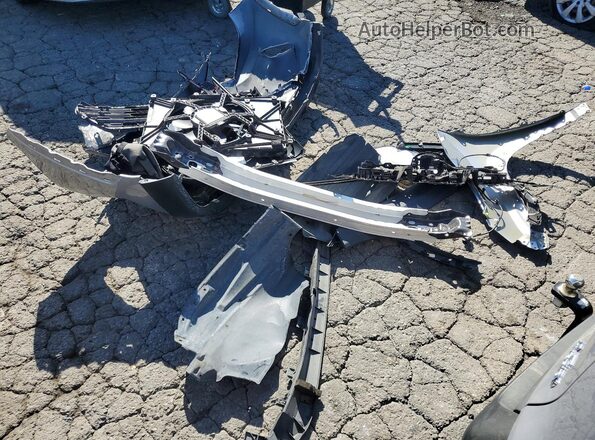 2T3LWRFV9KW045486 2019 TOYOTA RAV4 Silver Engine compartment view