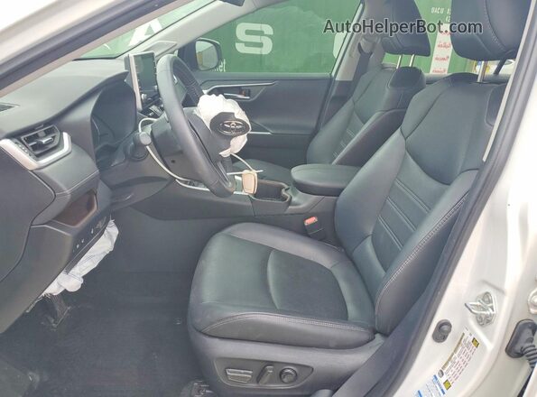2T3N1RFVXNW308824 2022 TOYOTA RAV4 White Widok wnętrza z przodu
