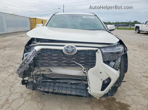 2T3N1RFVXNW308824 2022 TOYOTA RAV4 White Widok z przodu