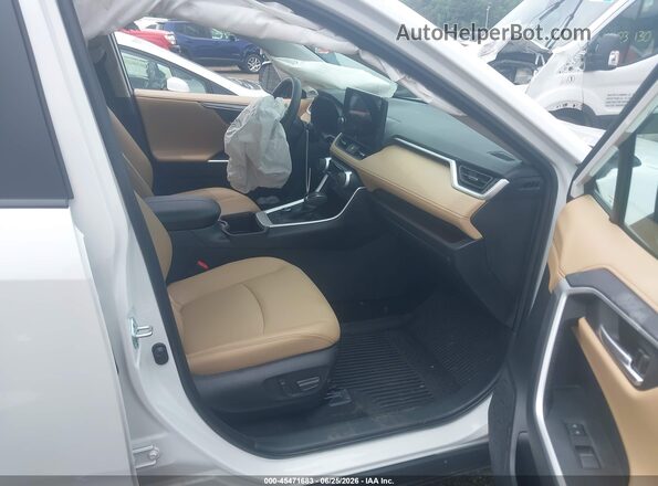 2T3N1RFVXRW472547 2024 TOYOTA RAV4 White Вид салону спереду