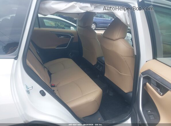 2T3N1RFVXRW472547 2024 TOYOTA RAV4 White Вид наклейки з VIN-кодом