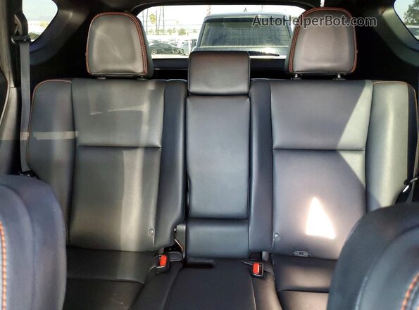 2T3NFREV2GW252240 2016 TOYOTA RAV4 Black Rear seats view