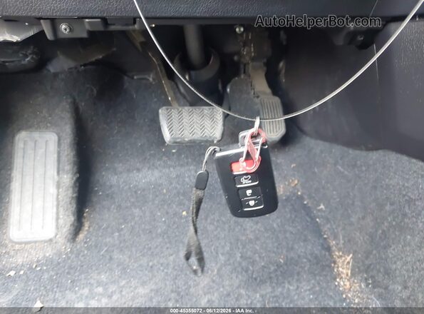 2T3NFREV7HW358667 2017 TOYOTA RAV4 Black Widok deski rozdzielczej