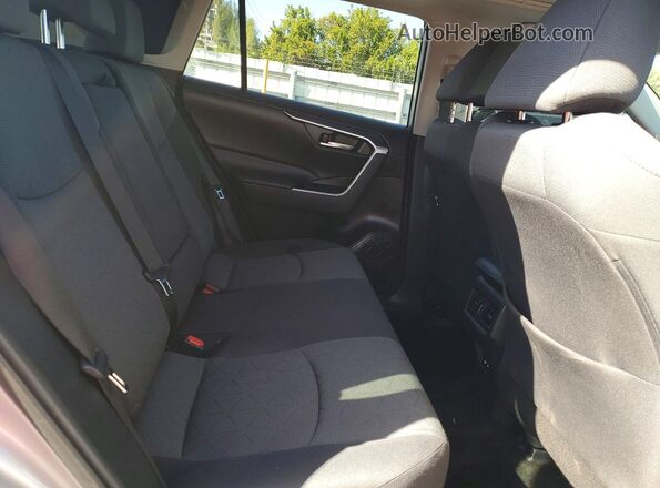 2T3P1RFV0MC236542 2021 TOYOTA RAV4 Silver Вид задньої частини салону