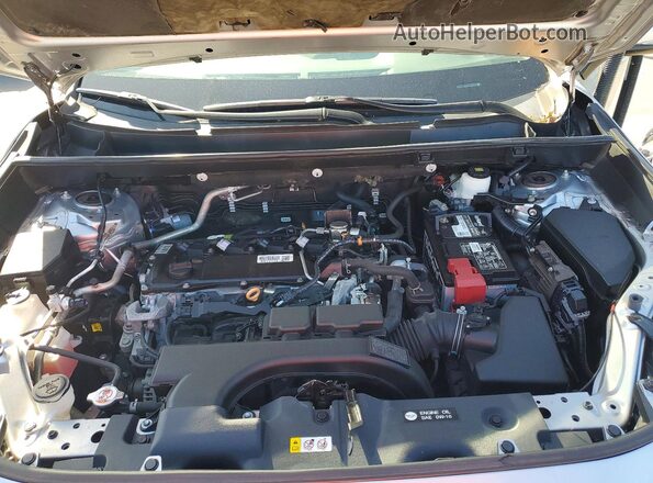2T3P1RFV0MC236542 2021 TOYOTA RAV4 Silver Вид підкапотного простору