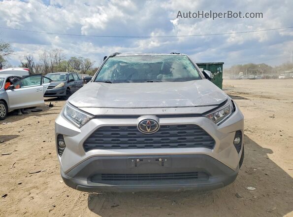 2T3P1RFV0MC244348 2021 TOYOTA RAV4 Silver Front view