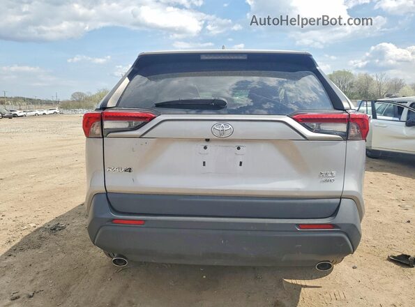 2T3P1RFV0MC244348 2021 TOYOTA RAV4 Silver Rear view