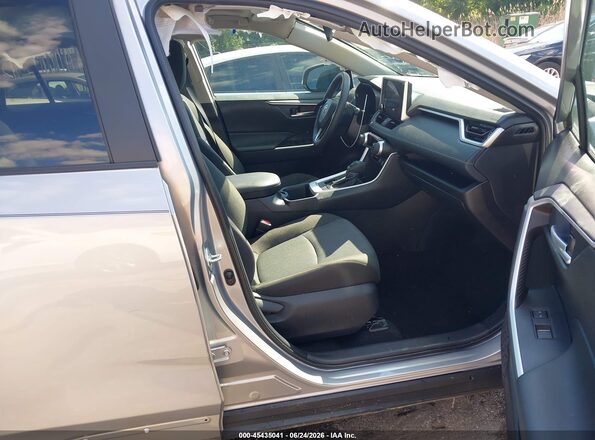 2T3P1RFV0SC507242 2025 TOYOTA RAV4 Silver Front interior view