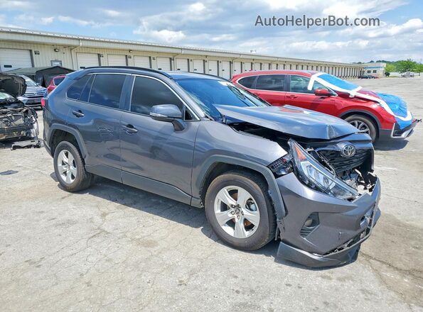 2T3P1RFV1MC195029 2021 TOYOTA RAV4 Серый Передняя правая четверть