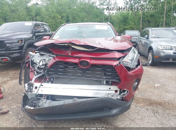 2T3P1RFV1MW155046 2021 TOYOTA RAV4 Maroon Widok wnętrza z tyłu