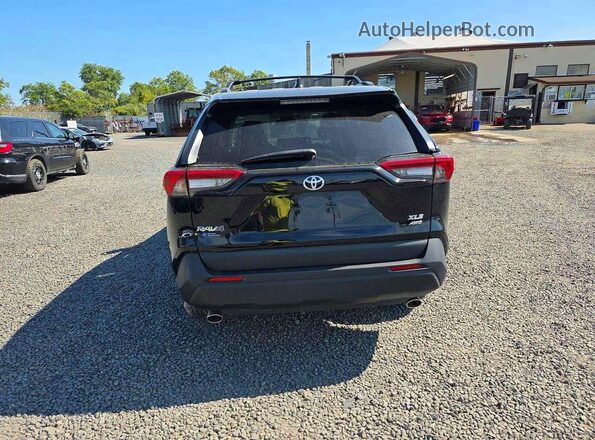 2T3P1RFV1PW337284 2023 TOYOTA RAV4 Black Հետևի տեսք