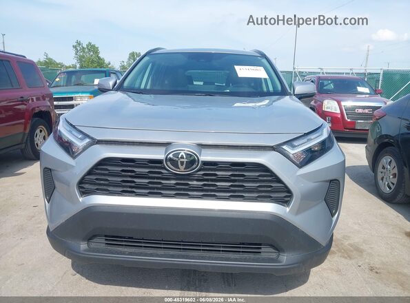 2T3P1RFV1SW504199 2025 TOYOTA RAV4 Silver ხელსაწყოთა პანელის ხედი