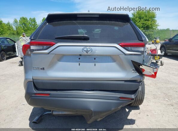 2T3P1RFV2KW053817 2019 TOYOTA RAV4 Silver 