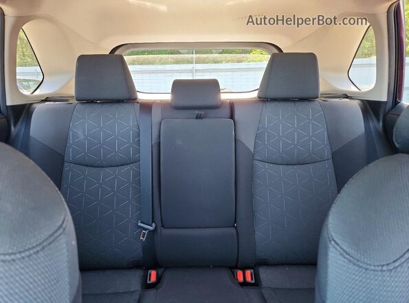 2T3P1RFV2LC073018 2020 TOYOTA RAV4 Blue Вид задніх сидінь