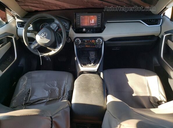 2T3P1RFV2NC274212 2022 TOYOTA RAV4 White 