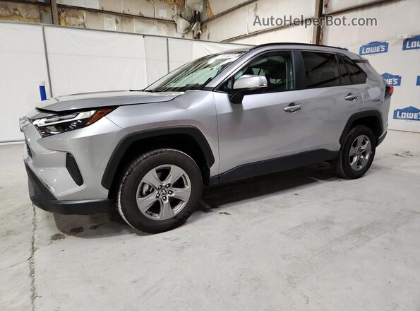 2T3P1RFV2SW545389 2025 TOYOTA RAV4 Silver 