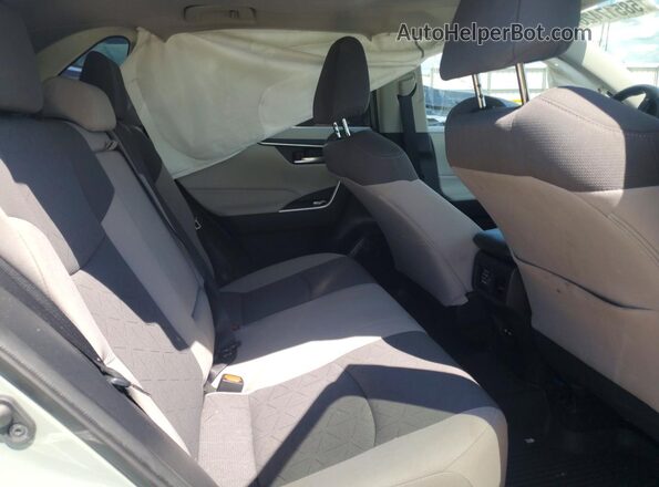 2T3P1RFV3MW236811 2021 TOYOTA RAV4 Gray Vista interior trasera