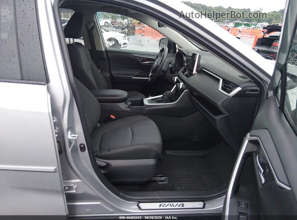 2T3P1RFV3SW518198 2025 TOYOTA RAV4 Gray Widok wnętrza z przodu