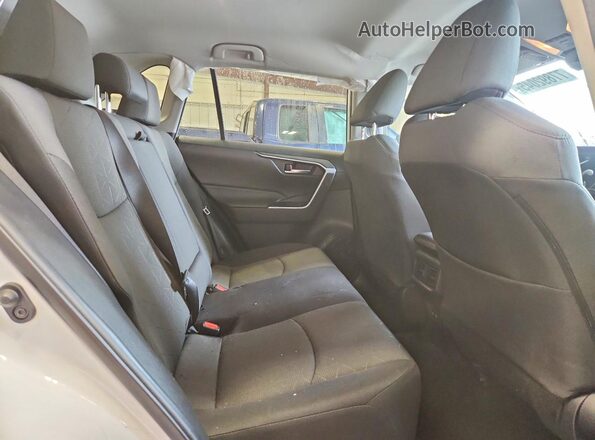 2T3P1RFV4MW178157 2021 TOYOTA RAV4 White 