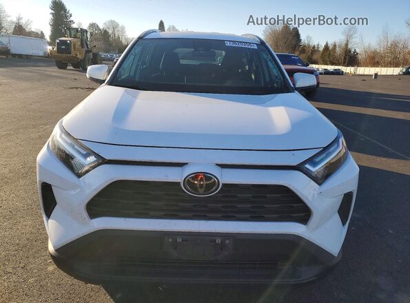 2T3P1RFV4NC288421 2022 TOYOTA RAV4 Белый Вид спереди