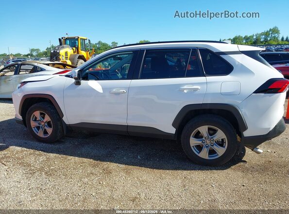 2T3P1RFV4RC468357 2024 TOYOTA RAV4 White Панорамний вид салону 360°