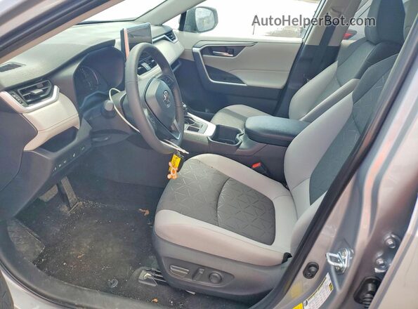 2T3P1RFV4SW617371 2025 TOYOTA RAV4 Silver 