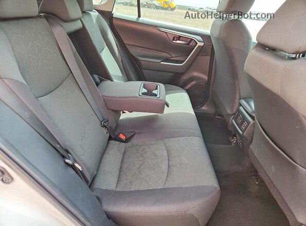 2T3P1RFV5RW431431 2024 TOYOTA RAV4 White უკანა სალონის ხედი