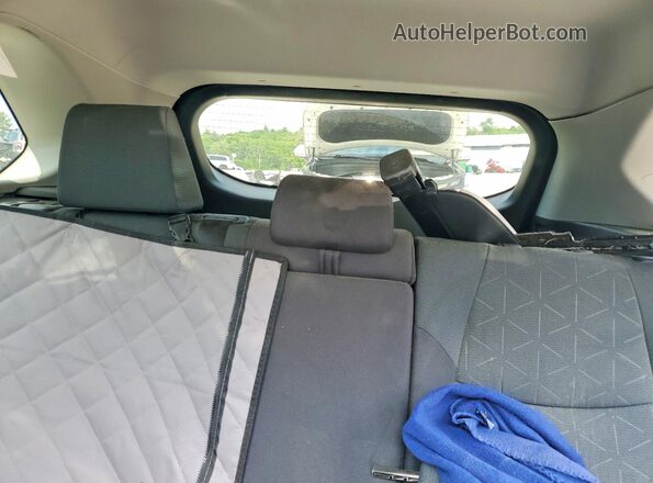 2T3P1RFV5SC504840 2025 TOYOTA RAV4 Gray Widok tylnych siedzeń