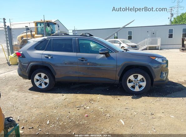 2T3P1RFV7MW243373 2021 TOYOTA RAV4 Gray Rear interior view