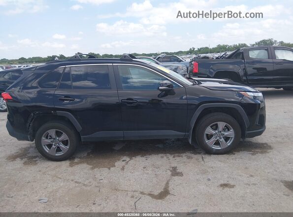 2T3P1RFV7NC258071 2022 TOYOTA RAV4 Black Вид задньої частини салону