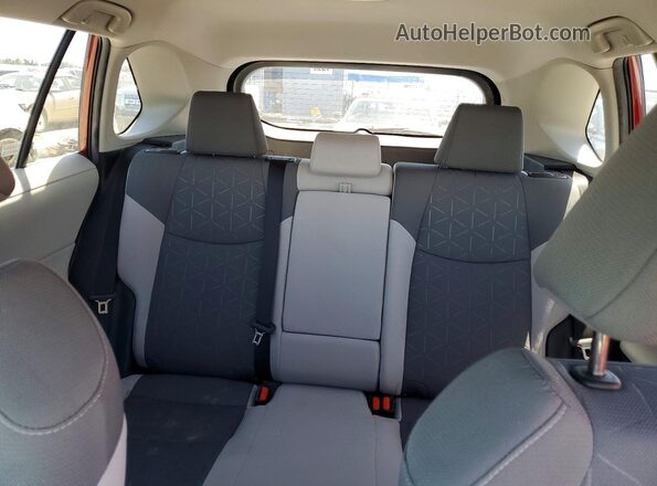 2T3P1RFV7NW255539 2022 TOYOTA RAV4 Maroon Rear seats view