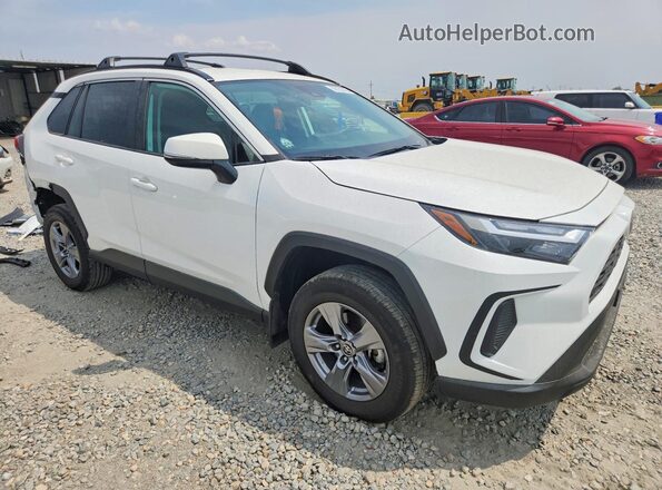 2T3P1RFV7RW434346 2024 TOYOTA RAV4 White Przód prawy