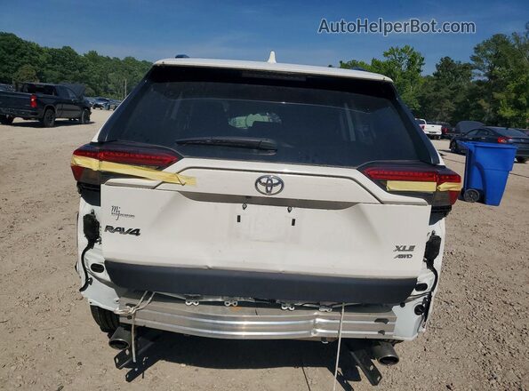 2T3P1RFV7RW484888 2024 TOYOTA RAV4 White Rear view