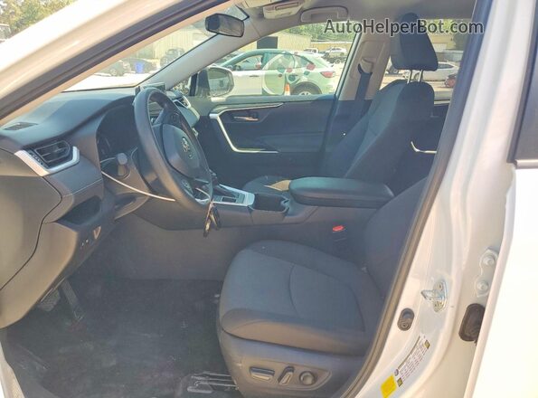 2T3P1RFV7RW484888 2024 TOYOTA RAV4 White Front interior view