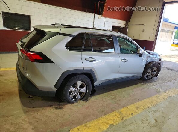 2T3P1RFV7SW542570 2025 TOYOTA RAV4 Silver Հետևի աջ