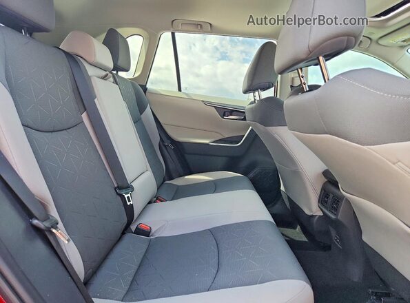 2T3P1RFV7SW623343 2025 TOYOTA RAV4 Red Вид задніх сидінь