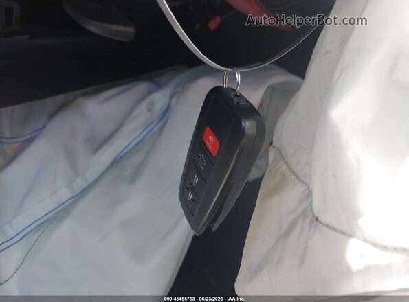2T3P1RFV7SW627845 2025 TOYOTA RAV4 Белый Вид панели приборов