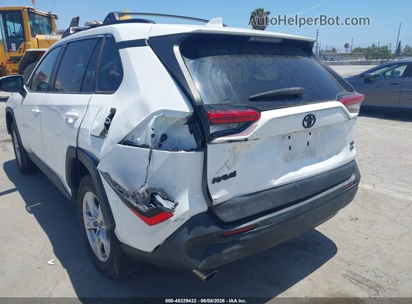 2T3P1RFV8KW005545 2019 TOYOTA RAV4 White Front view