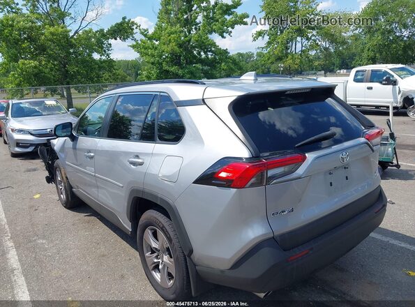 2T3P1RFV8NC282802 2022 TOYOTA RAV4 Silver Tył lewy